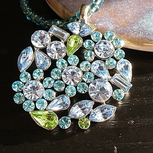 Lia Sophia Allison Floral Blue Green Crystal Beaded Necklace - Picture 4 of 9